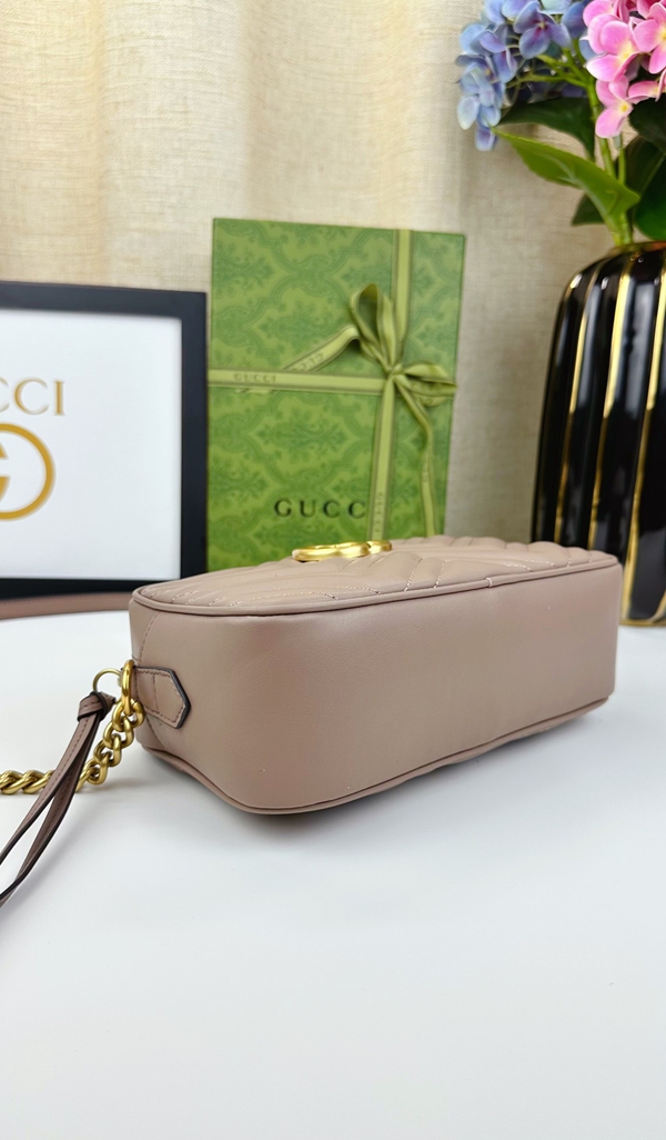 激安グッチバッグコピー素材ディテール